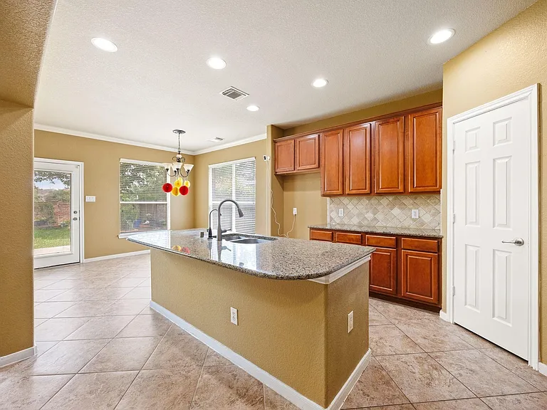 9722 Eagle Peak Ct — Photo 23