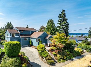 3939 SW Rose St, Seattle, WA 98136