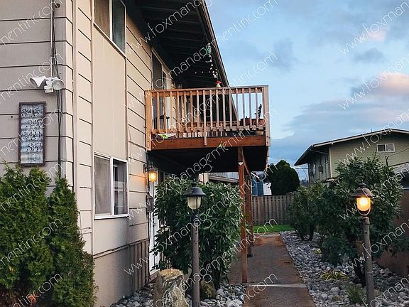 2nd image of 349 W Arlington St #9339813