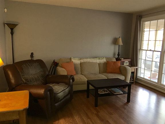 2nd image of 3805 Sabine Ave