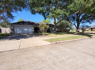 7223 Yardley Dr, Katy, TX 77494