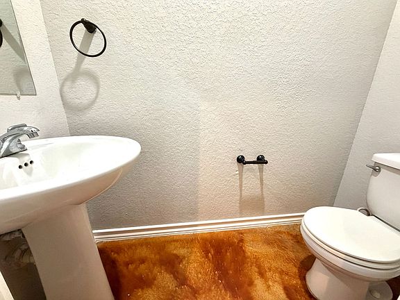 4th image of 6412 Attucks Ln