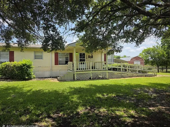 7502 Marcus Rd, Brenham, TX 77833