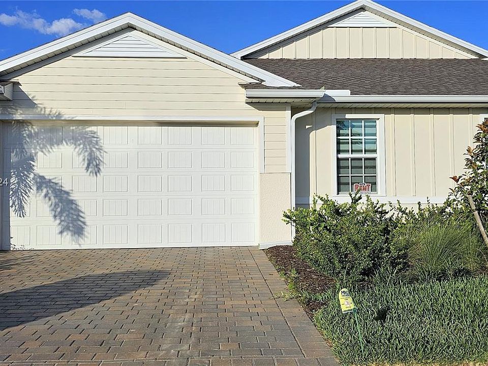 1st image of 43790 Sparrow Dr #43790