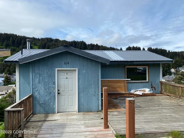 619 Lower Mill Bay Rd, Kodiak, AK 99615