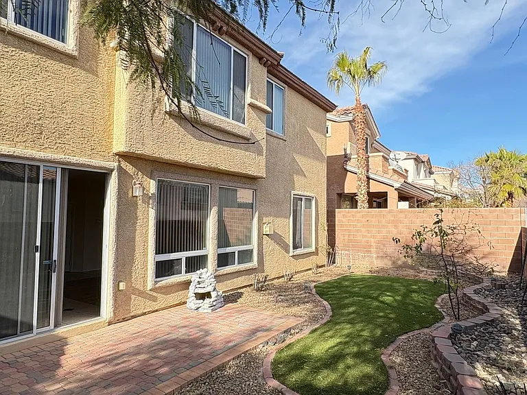 564 Tecate Valley St — Photo 26