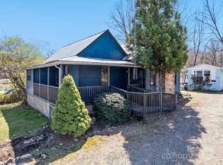 442 Walnut St #440, Waynesville, NC 28786