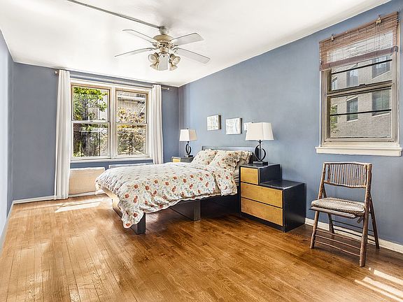 4th image of 64 E 94th St APT 3B