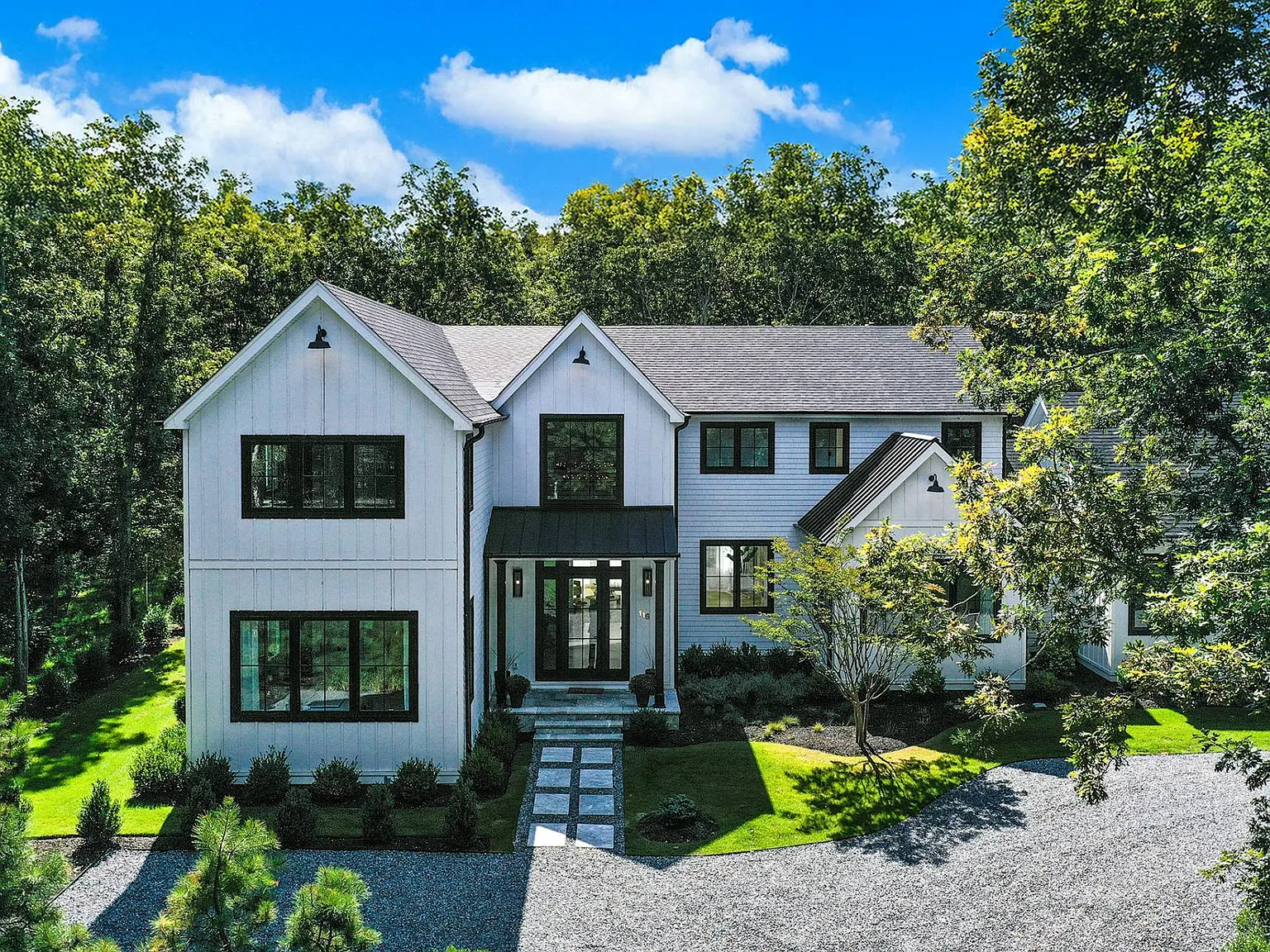 Designed for Effortless Hamptons Living — Photo 3