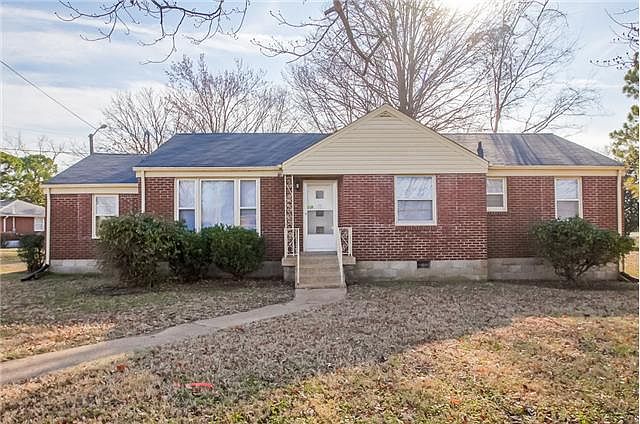 1st image of 2963 Hillhurst Dr