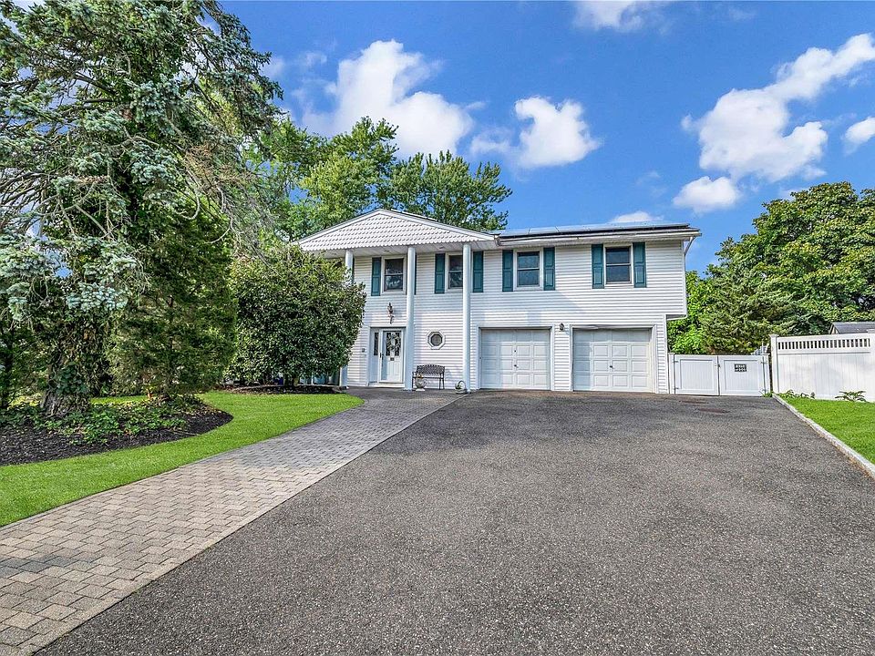 1st image of 5 Wesleyan Court