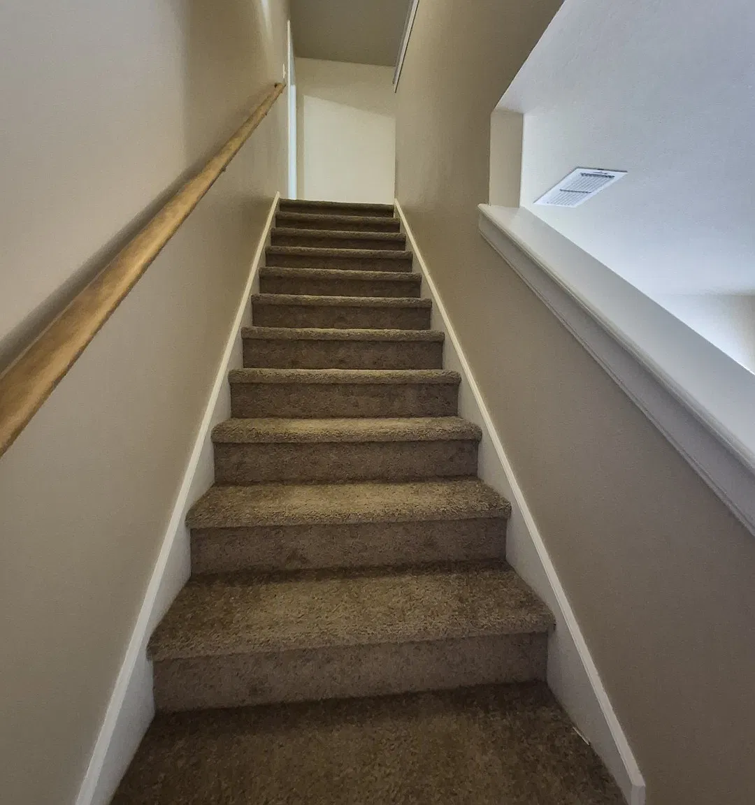 3 bed, 2.5 bath, 1125 sqft, $1,300 — Photo 4