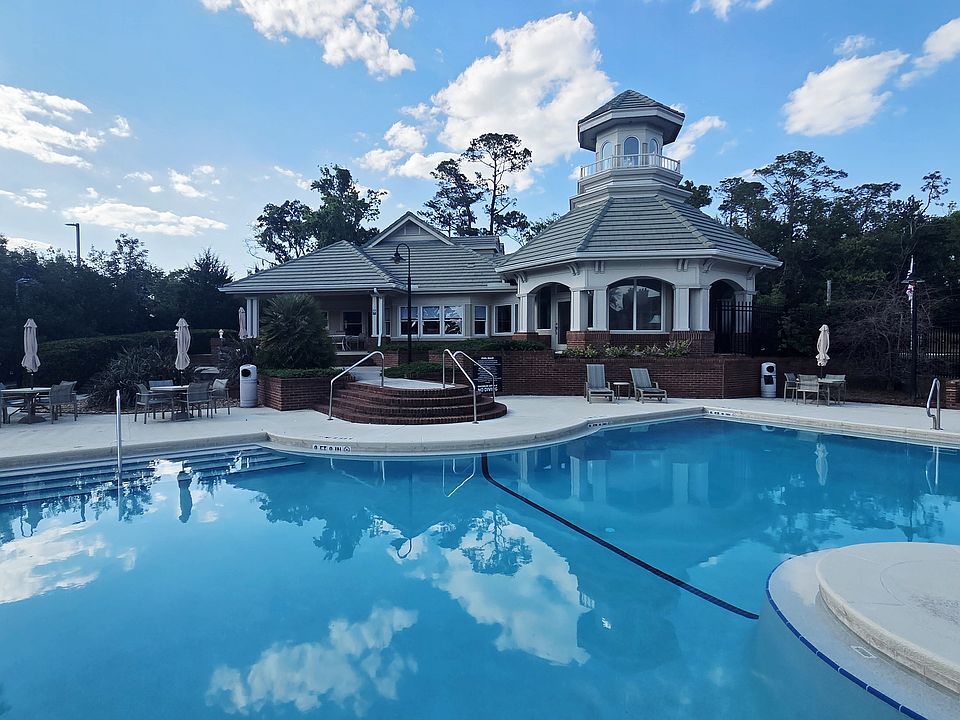 1st image of 200 Ironwood Dr Unit 211