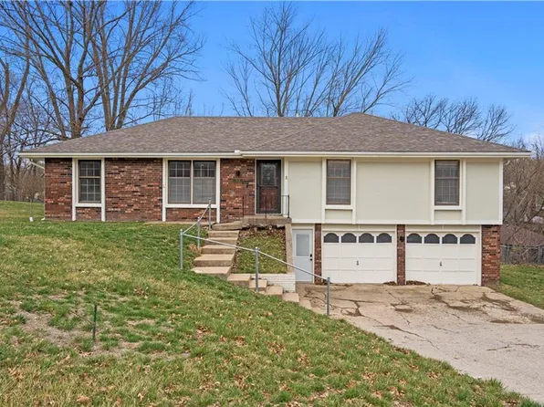 10021 NW 71st Ter, Kansas City, MO 64152