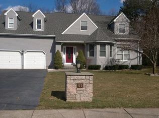 41 Dayton Dr, Southington, CT 06489