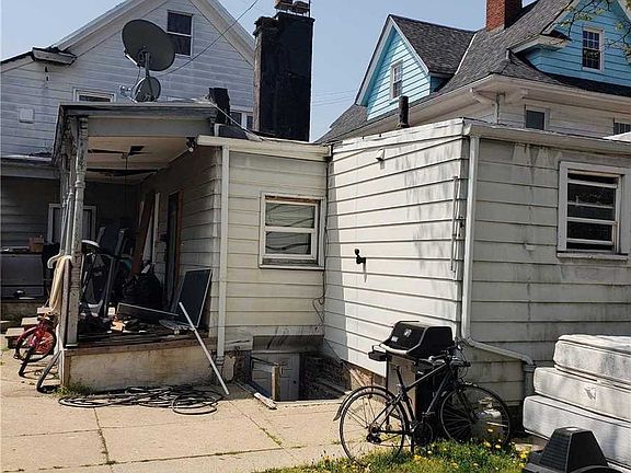 4th image of 1407 E 93rd St