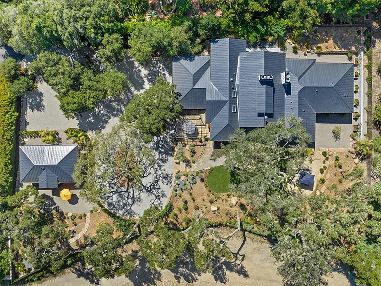 7 E Valley Rd — Photo 15