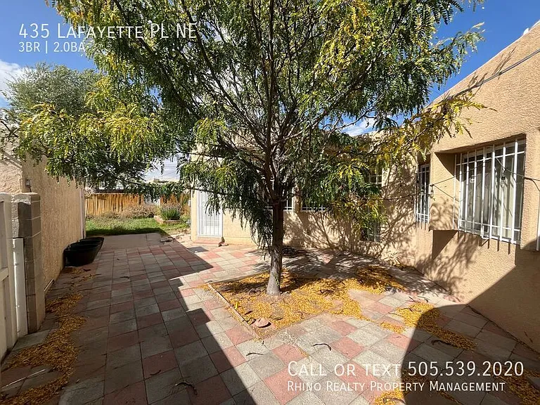 435 Lafayette Pl NE — Photo 24
