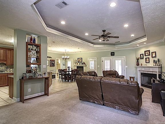 5th image of 1606 Clear Creek Dr