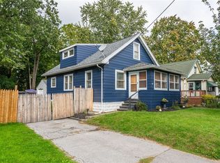 43 Lee Rd, Rochester, NY 14606