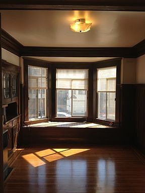 2nd image of 562 Guerrero St APT 1