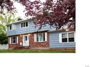 21 Beech Tree Rd, Brookfield, CT 06804