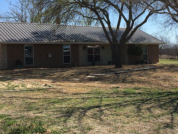4th image of 8261 N Us Highway 283