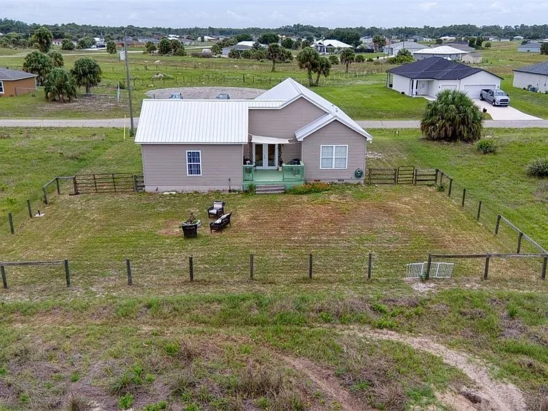1177 Jay Ter — Photo 19