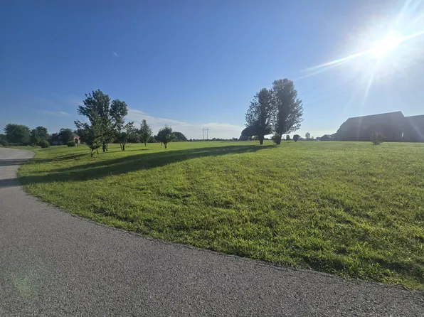 9999 Sara Ln Lot 55, London, KY 40741