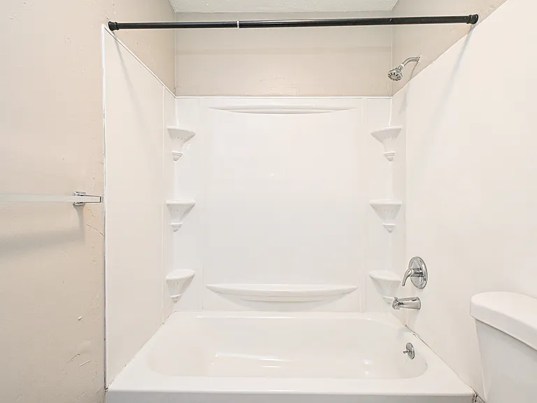 10943 Birchridge Dr — Photo 32