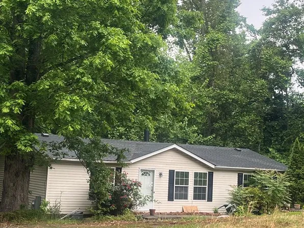 1829 Snakepath Rd, Blairs, VA 24527