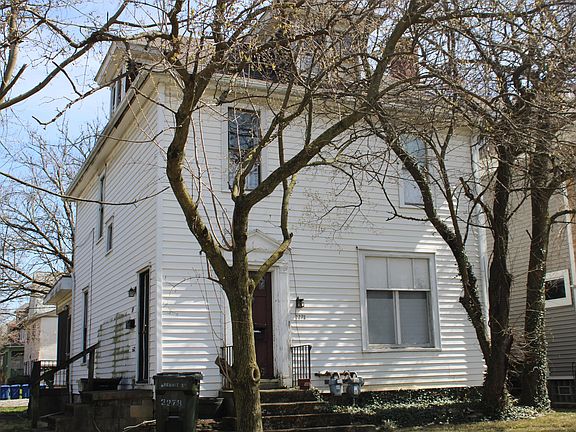 2nd image of 369 Wyandotte Ave