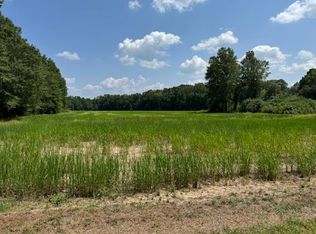 Meadow Oaks Ln, Bolivar, TN 38008