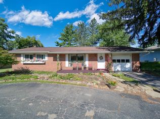 6112 Browns Lake Rd, Jackson, MI 49203