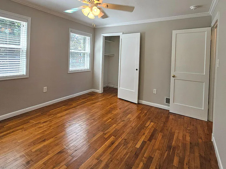 2214 Arlington Ter — Photo 17
