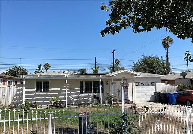 1st image of 1008 N El Dorado Ave