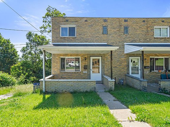2nd image of 1750-1752 Pioneer Ave