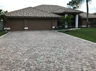 28362 Tasca Dr, Bonita Springs, FL 34135
