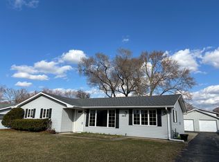 2410 Nuclear Dr, Joliet, IL 60431