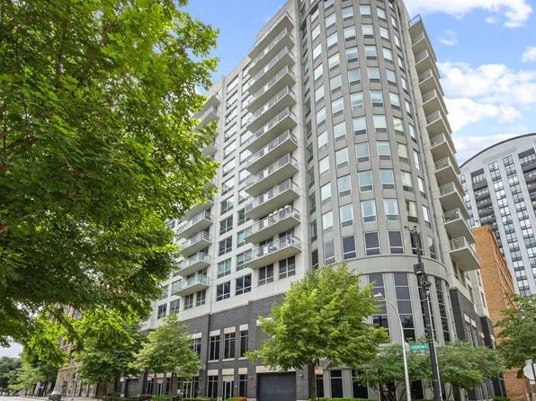 421 W Huron St APT 908, Chicago, IL 60654