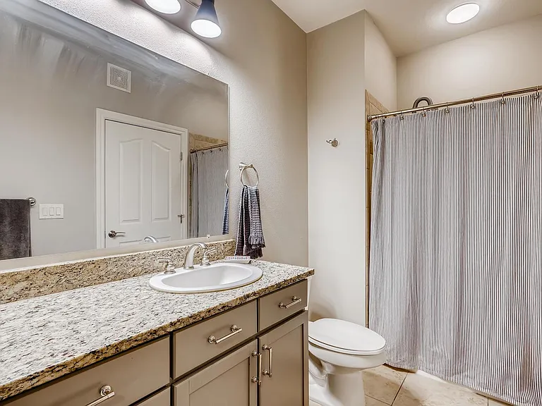 1700 N Emerson St #308 — Photo 15