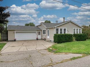 3023 Baker Hts, Flint, MI 48507