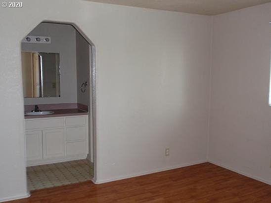 5th image of 529 35th St