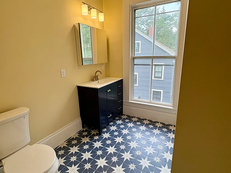 147 Pleasant Ave #3 — Photo 9