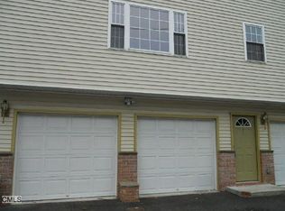 1901 E Main St APT 2, Bridgeport, CT 06610