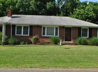 1218 Huntland Rd, Richmond, VA 23225