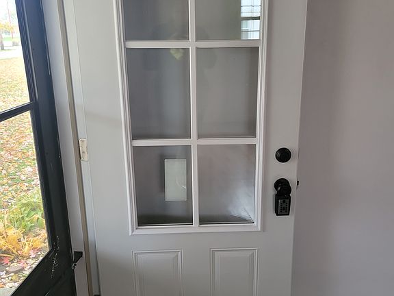 3rd image of 5418 Main St