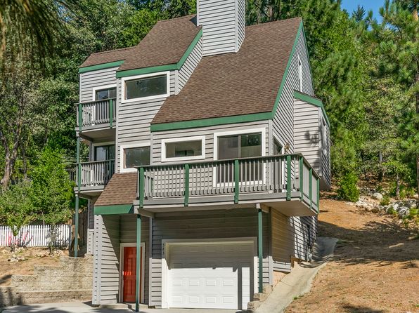 585 Karenken Pines Dr