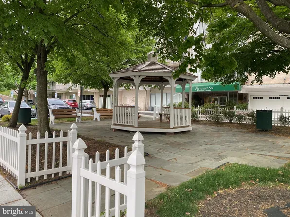 511 Playa Del Sol #511, Cherry Hill, NJ 08002