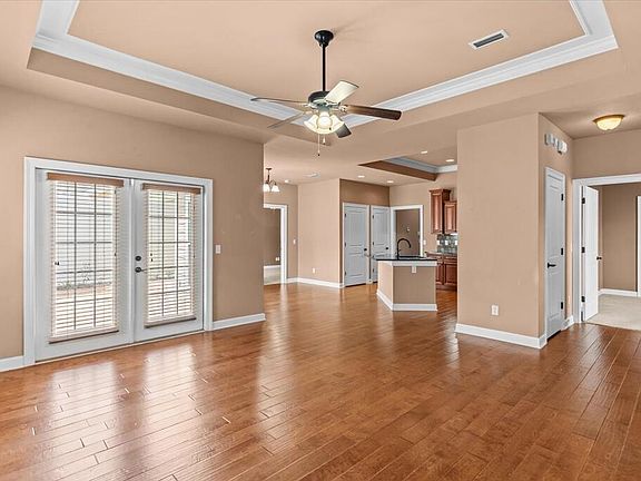 5th image of 310-4 Hidden Creek Cir